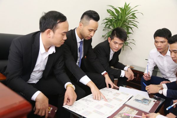 Những “nỗi khổ” khó nói của giám đốc kinh doanh bất động sản