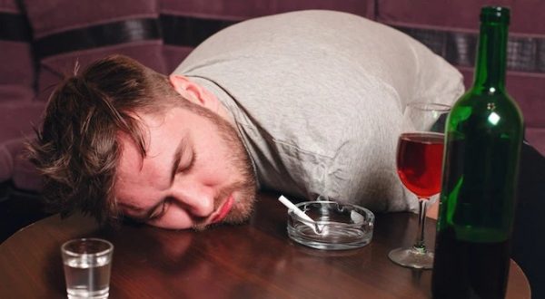 nên tránh khi đi du lịch